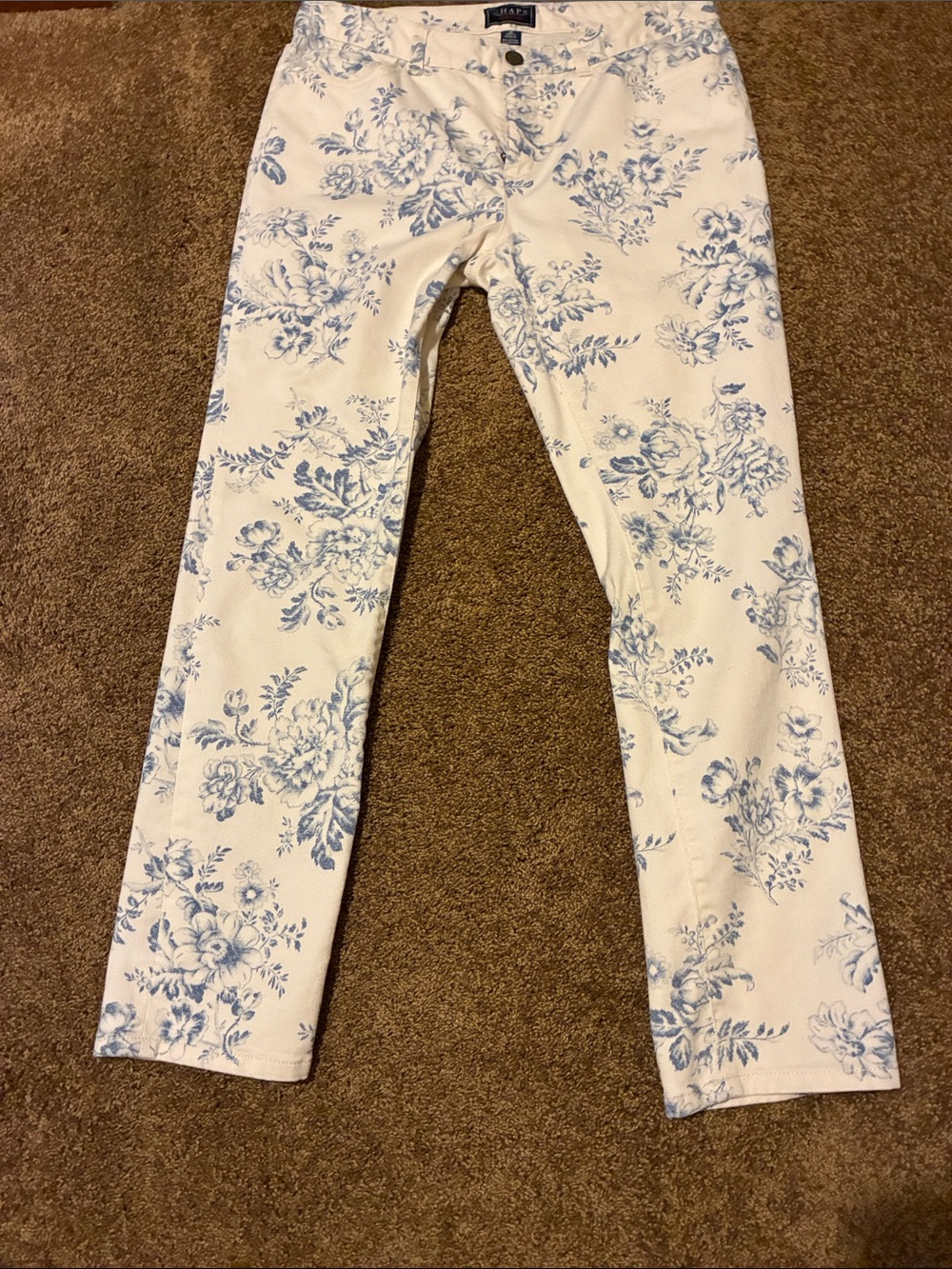 Chaps Women's Skinny Jeans in White with Blue Floral